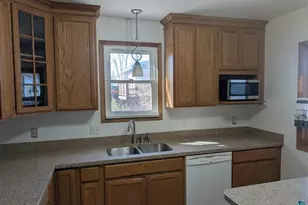 3713 E 3rd St, Superior, WI 54880 - Photo 10