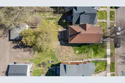 2117 W 4th St, Duluth, MN 55806 - Photo 20