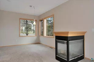 1001 W 6th St, Duluth, MN 55806 - Photo 6