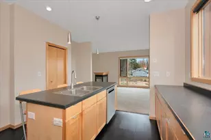 1001 W 6th St, Duluth, MN 55806 - Photo 14