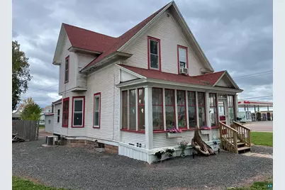 605 Ellis Ave, Ashland, WI 54806 - Photo 1