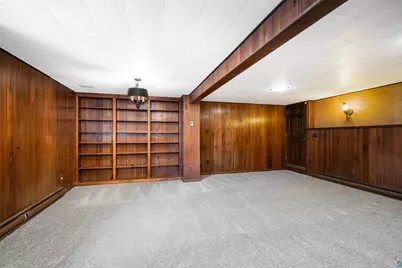 1926 Columbus Ave, Duluth, MN 55803 - Photo 32
