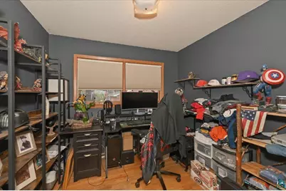 51 E Owatonna St, Duluth, MN 55803 - Photo 10