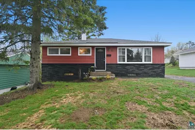 51 E Owatonna St, Duluth, MN 55803 - Photo 2