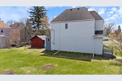 2006 Butler Ave, Superior, WI 54880 - Photo 2