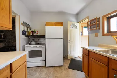 2006 Butler Ave, Superior, WI 54880 - Photo 18