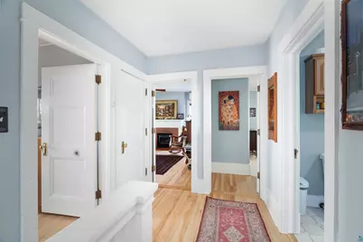 2415 E 2nd St, Duluth, MN 55812 - Photo 36