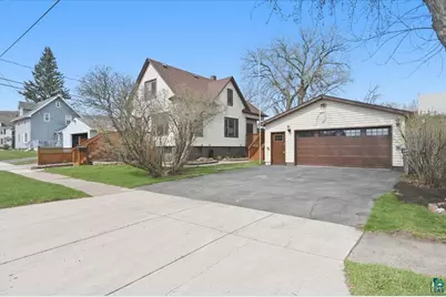 216 N 38th Ave W, Duluth, MN 55807 - Photo 2