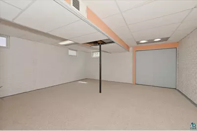 216 N 38th Ave W, Duluth, MN 55807 - Photo 22