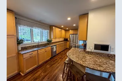3704 Greysolon Rd, Duluth, MN 55804 - Photo 10