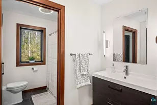 5196 Eagle Lake Rd, Duluth, MN 55803 - Photo 36