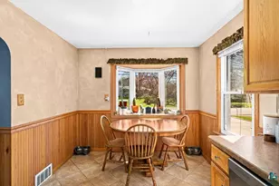 3045 Hutchinson Rd, Duluth, MN 55811 - Photo 6