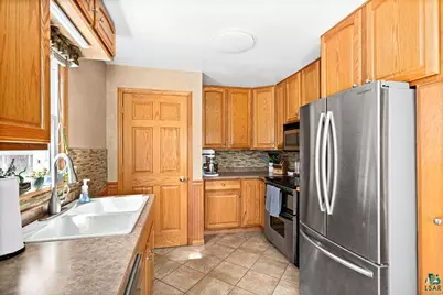 3045 Hutchinson Rd, Duluth, MN 55811 - Photo 10