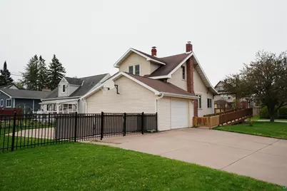 1000 Macarthur Ave, Ashland, WI 54806 - Photo 2