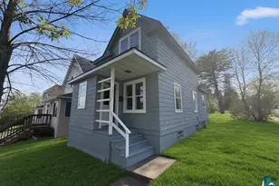 1127 N 46th Ave E, Duluth, MN 55804 - Photo 2