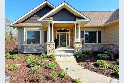 2717 Northridge Dr, Duluth, MN 55811 - Photo 2