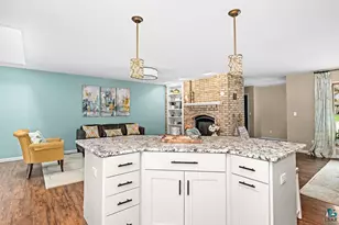 15 Vergennes St, Superior, WI 54880 - Photo 6