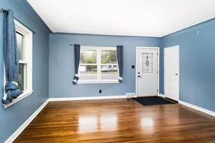 4922 Glenwood St, Duluth, MN 55804 - Photo 2