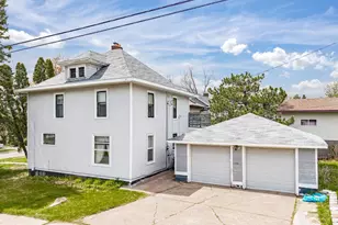 4431 Robinson St, Duluth, MN 55804 - Photo 2