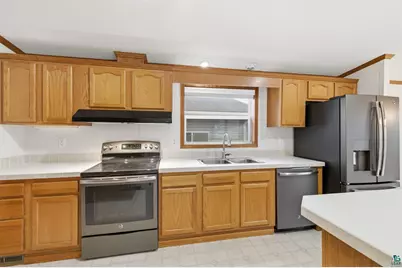 1430 12th St, Virginia, MN 55792 - Photo 4