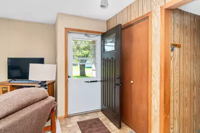141 Alice St, Proctor, MN 55810 - Photo 2