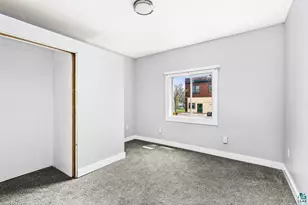 2815 W 3rd St, Duluth, MN 55806 - Photo 10