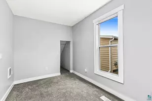 2815 W 3rd St, Duluth, MN 55806 - Photo 12
