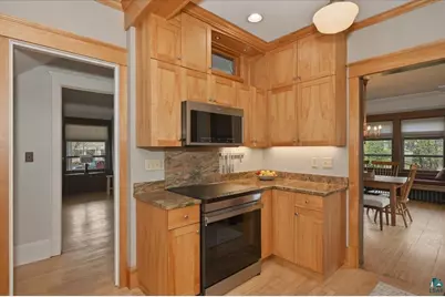 4203 Robinson St, Duluth, MN 55804 - Photo 14