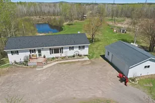 5887 W Marigold Ln, Esko, MN 55733 - Photo 2