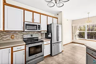 4042 Haines Rd, Duluth, MN 55811 - Photo 8