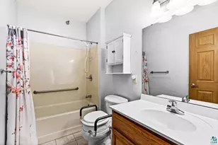 4042 Haines Rd, Duluth, MN 55811 - Photo 16