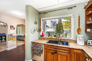 4631 London Rd, Duluth, MN 55804 - Photo 30