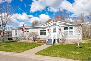 84 Arbutus Dr, Duluth, MN 55810 - Photo 2