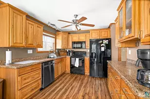22 Marks Dr, Silver Bay, MN 55614 - Photo 4