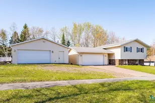 22 Marks Dr, Silver Bay, MN 55614 - Photo 2