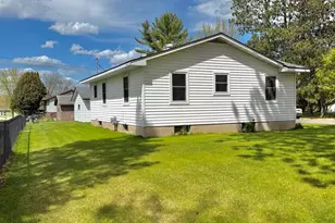 811 Hickory St, Floodwood, MN 55736 - Photo 24