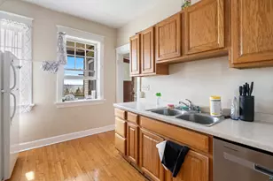 1432 E 4th St, Duluth, MN 55805 - Photo 6