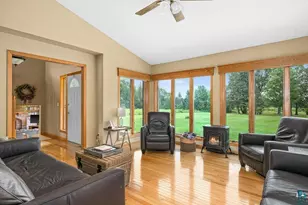 321 Carriage Hill Dr, Hinckley, MN 55037 - Photo 12