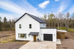 1825 Shilhon Rd, Duluth, MN 55804 - Photo 1
