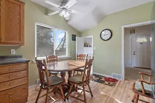 5201 Ivanhoe St, Duluth, MN 55804 - Photo 8