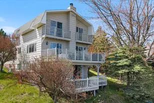 2810 Exhibition Dr, Duluth, MN 55811 - Photo 2