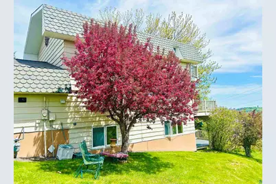 2810 Exhibition Dr, Duluth, MN 55811 - Photo 2