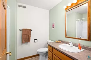 5345 Roosevelt Dr, Hermantown, MN 55811 - Photo 12
