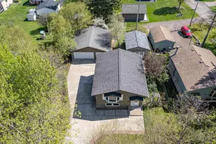5306 Ivanhoe St, Duluth, MN 55804 - Photo 2