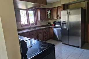 1424 E 6th St, Superior, MN 54880 - Photo 12