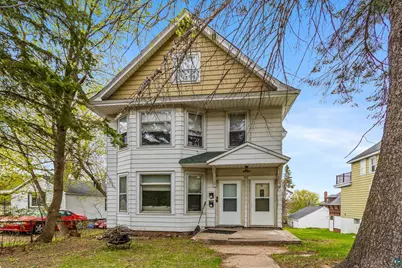 1122 E 5th St, Duluth, MN 55805 - Photo 2
