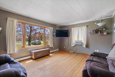 1511 N 56th St, Superior, WI 54880 - Photo 8