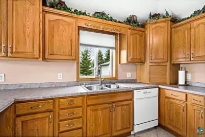 5410 Martin Rd, Duluth, MN 55811 - Photo 8