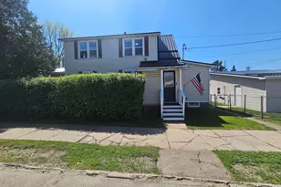301 9th St S, Virginia, MN 55792 - Photo 1