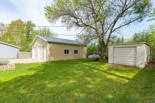 41 Astor Rd, Babbitt, MN 55706 - Photo 4